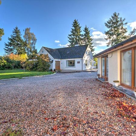 Charming 1-Bed Cottage In Inverness Exterior foto