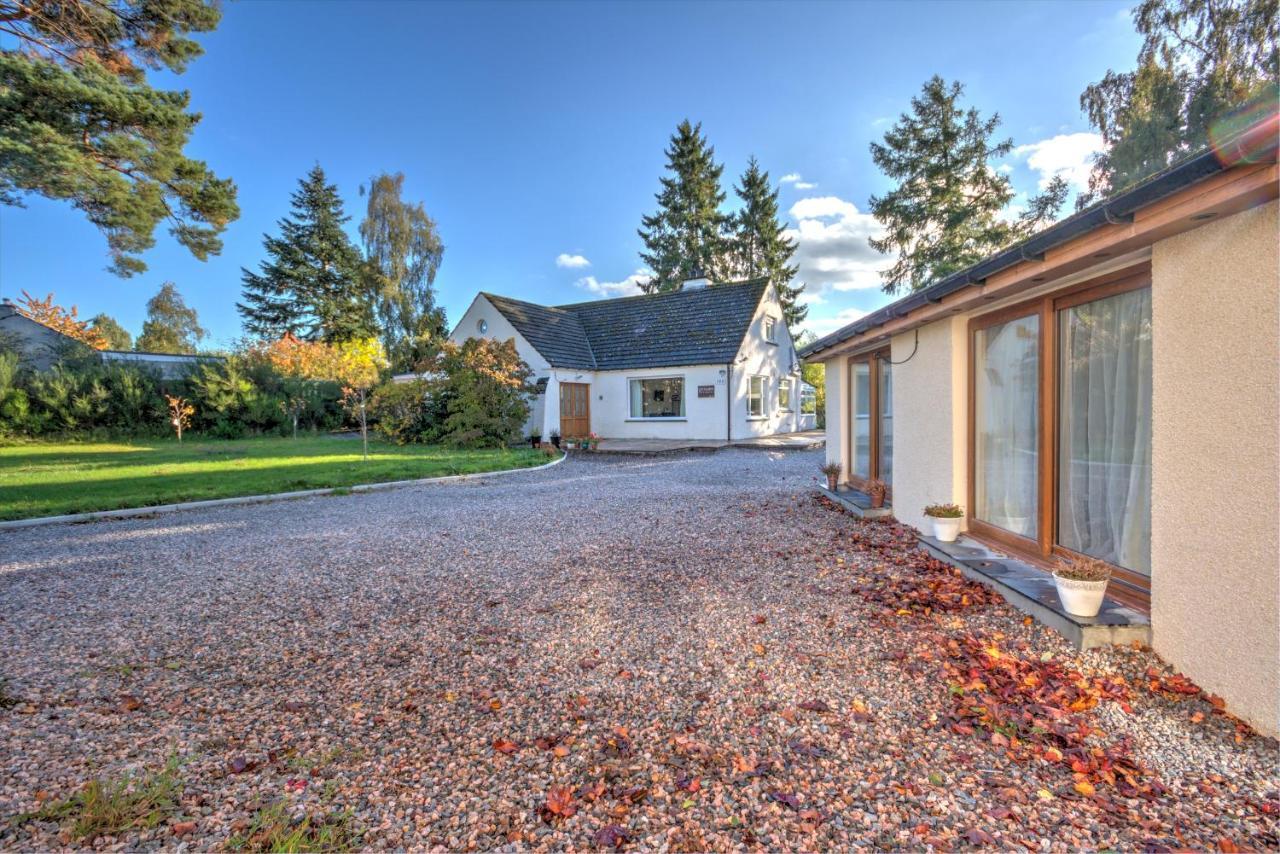 Charming 1-Bed Cottage In Inverness Exterior foto